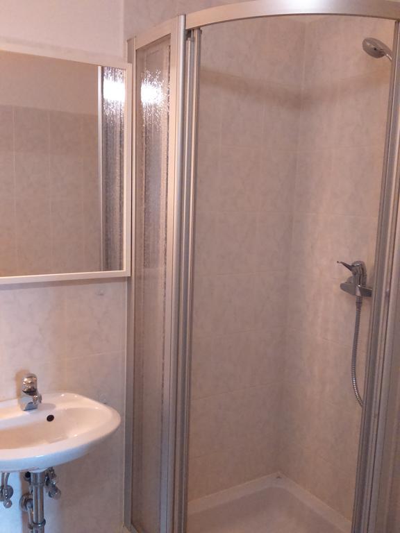Ferienwohnung Ahrendt เดรสเดน ภายนอก รูปภาพ